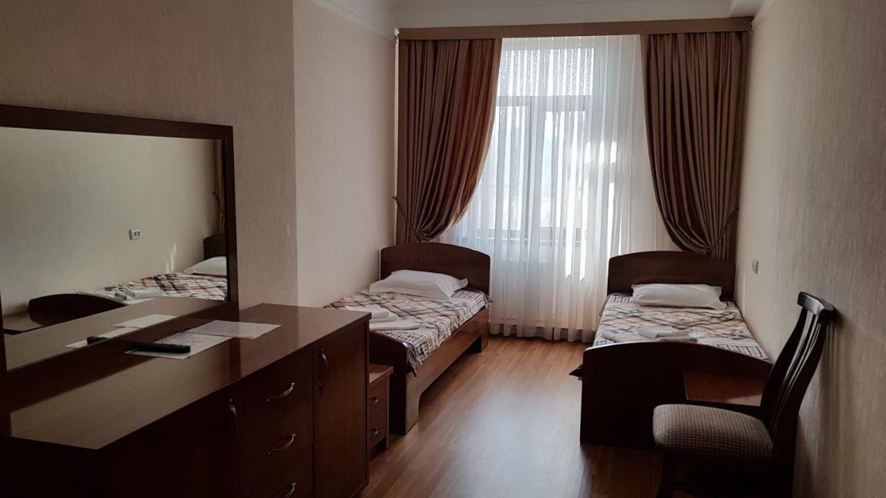 Gym Inn Tashkent Luaran gambar